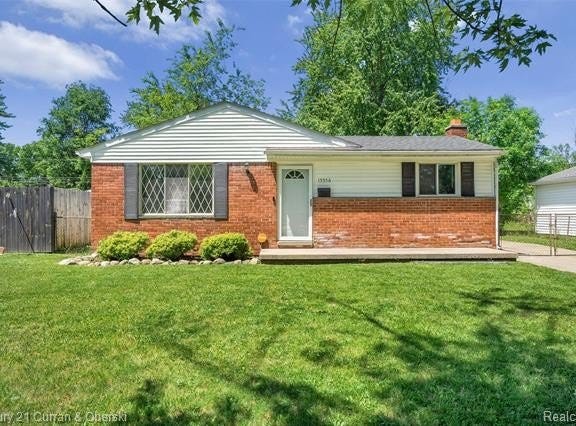 15556 Taft Street, Romulus, MI 48174