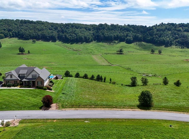 Homestead Way, Abingdon, VA 24210
