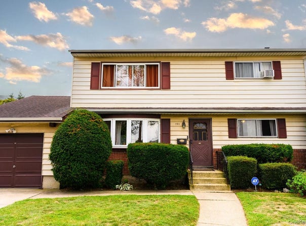 191 N Virginia Avenue, Massapequa, NY 11758