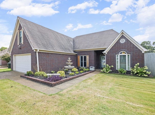 3483 BROADWAY St, Bartlett, TN 38133