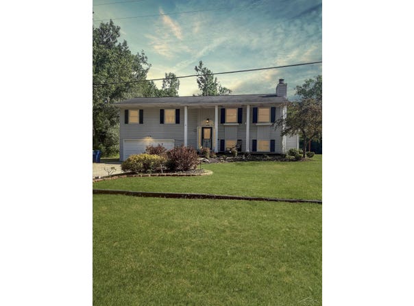 4490 Baker Road, Bridgeport, MI 48601