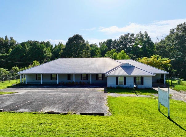 930 W 3rd Street, Thomaville, AL 36784