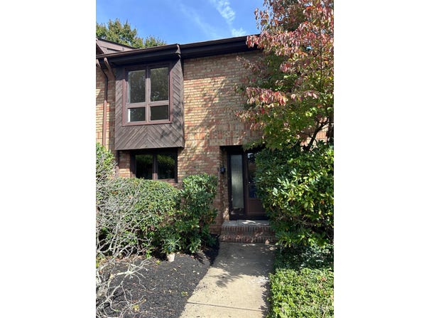 367 Willowbrook Drive, North Brunswick, NJ 08902
