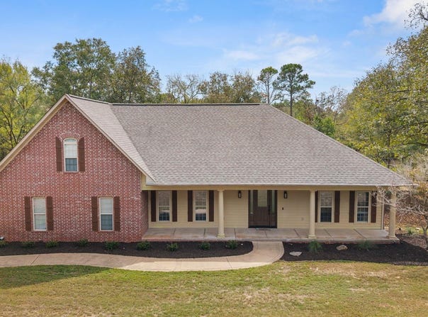 170 Parkway Square, Pearcy, AR 71964