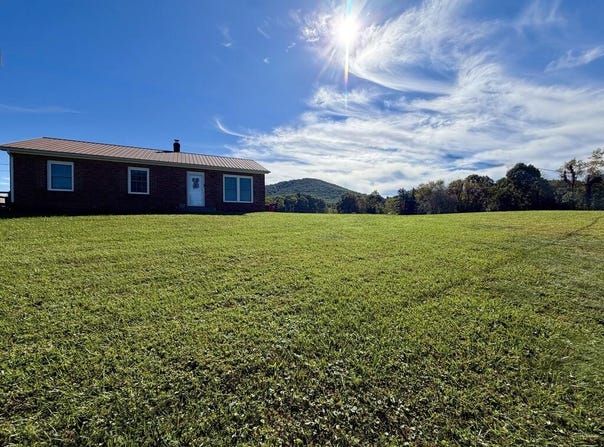 455 Flatwoods Road, Marion, VA 24354