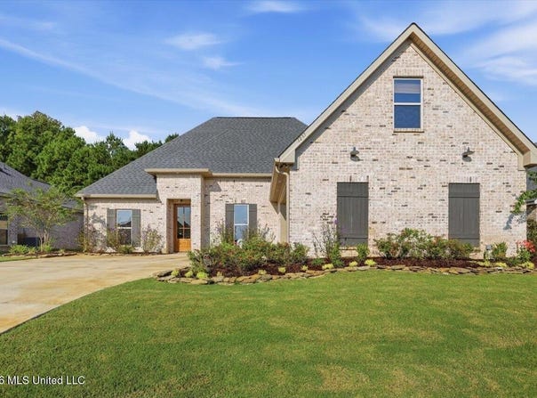 1237 Old Court Crossing, Flowood, MS 39232