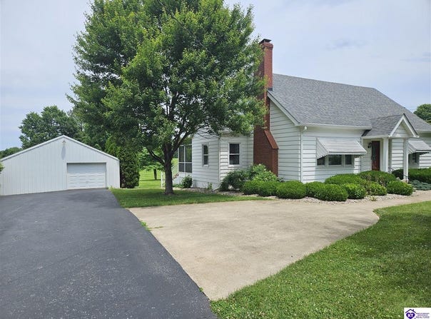754 E Main Street, Cecilia, KY 42724