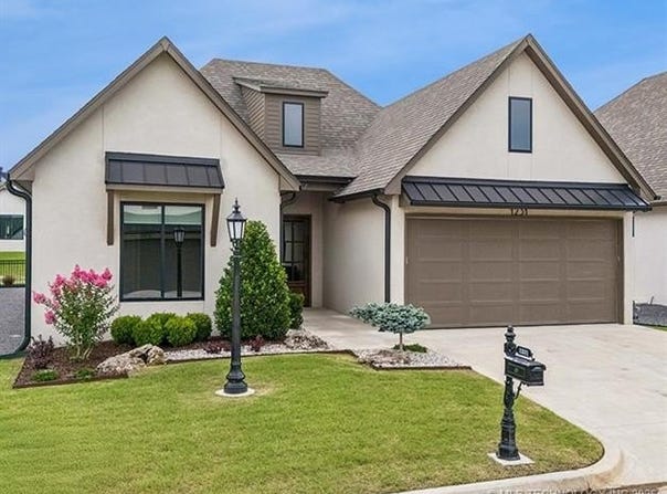 1231 N 71st Place, Broken Arrow, OK 74014