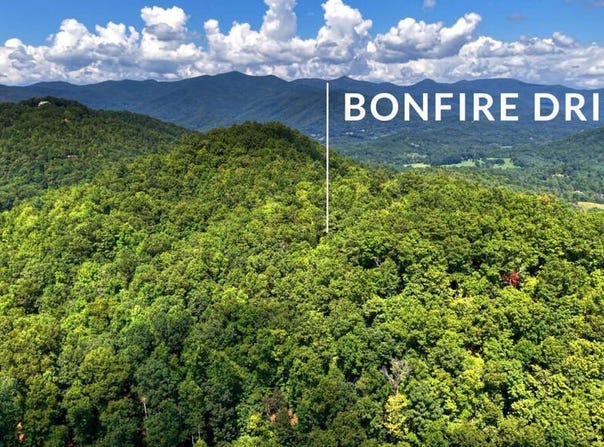 Bonfire Drive, Franklin, NC 28734