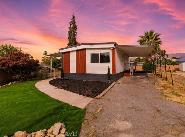 142 Sir Damas Drive, Riverside, CA 92507