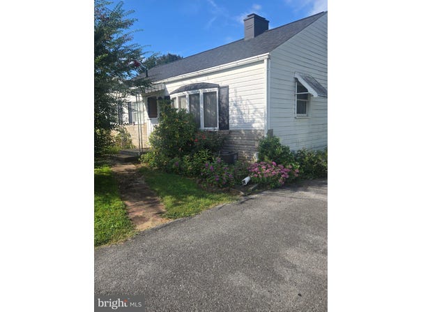 1245 CRESCENT Road, HAGERSTOWN, MD 21742