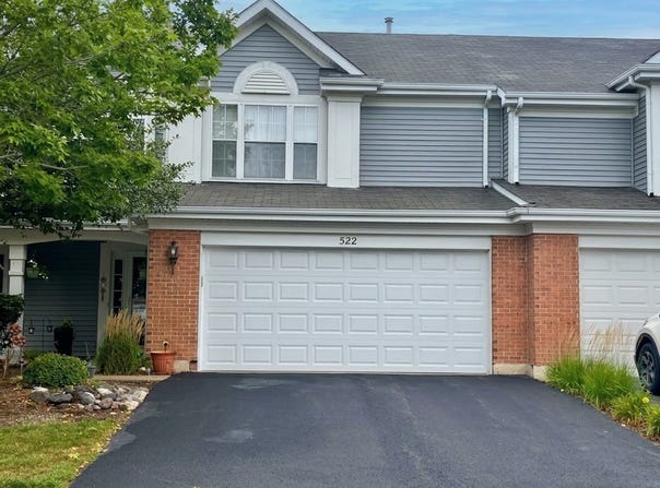 522 Lancaster Drive, Pingree Grove, IL 60140