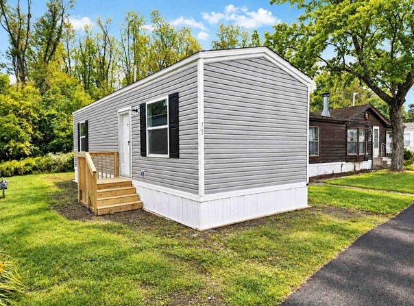 6835 Richmond Rd., Solon, OH 44139