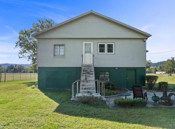 8424 2ND ST US Highway 52, Manchester, OH 45144