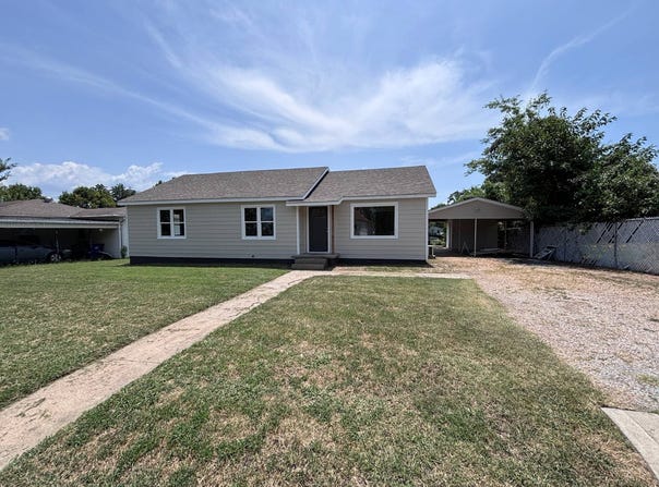 218 W Madison, Mc Alester, OK 74501