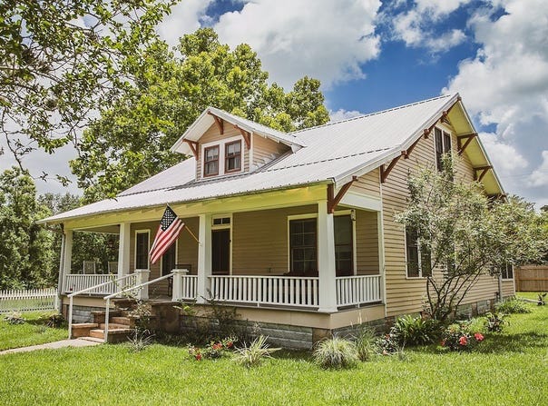10753 Track Road E, Cat Spring, TX 78933