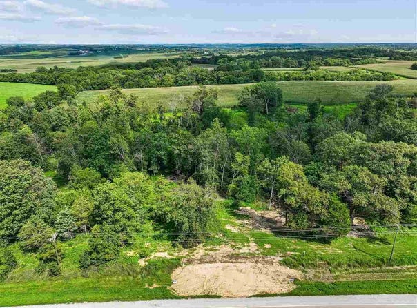 1288 Baker Ave, WestBranch, IA 52358