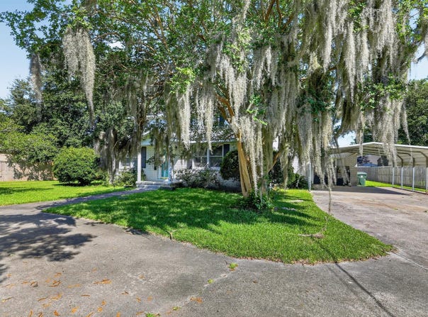 1705 Redwood, Moncks Corner, SC 29461