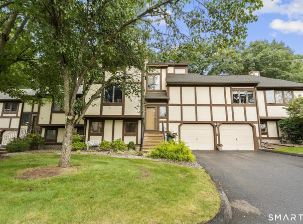 690 Forest Road, West Haven, CT 06516