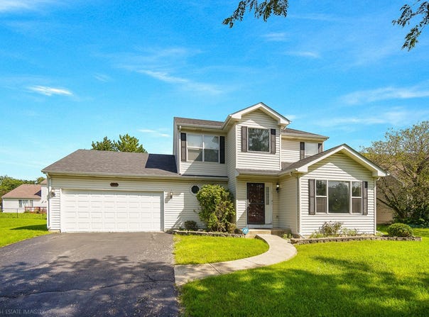 1434 Hawk Drive, Bolingbrook, IL 60490