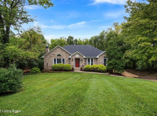 5401 Tarrant Ln, Crestwood, KY 40014