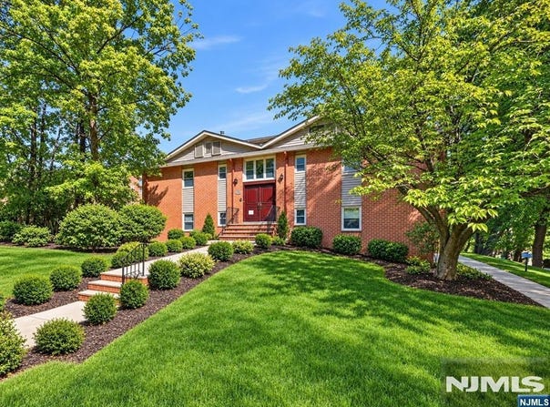 361 Claremont, Montclair, NJ 07042