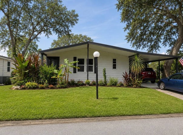 17 Sunset Falls Drive, Ormond Beach, FL 32174