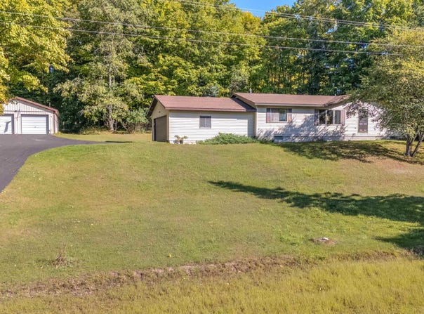 17758 S Curtis Road, Germfask, MI 49836