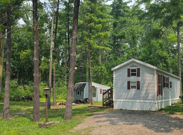 60 Rolling Brook Trail, Angola, IN 46703