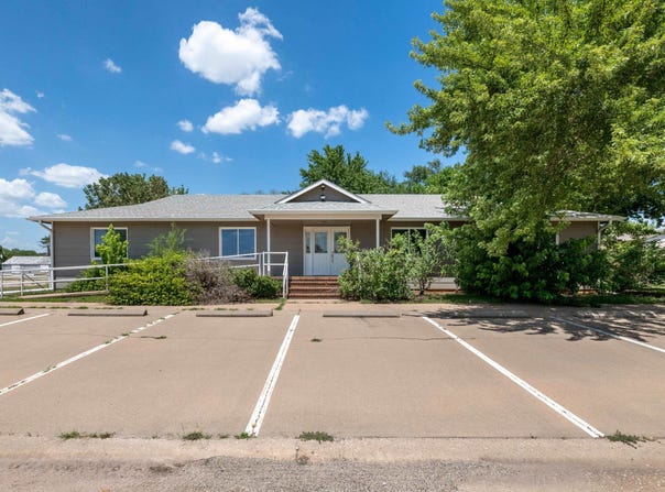 106 E Shadybrook, Cheney, KS 67025