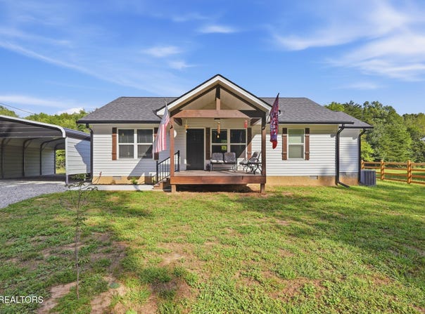 1255 Franklin Loop, Clarkrange, TN 38553
