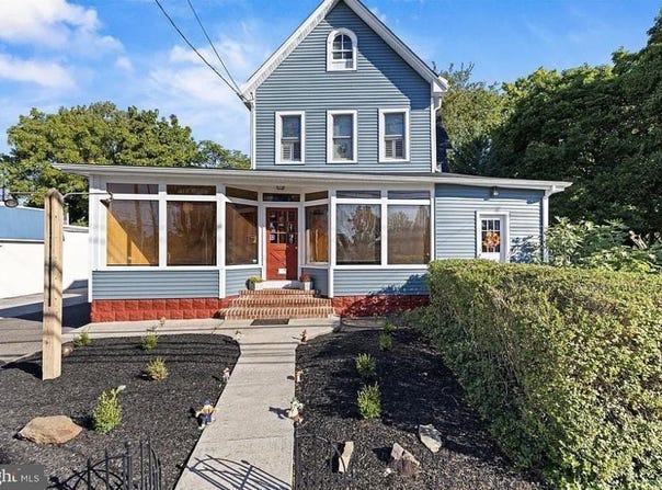 209 E EVESHAM AVENUE, MAGNOLIA, NJ 08049