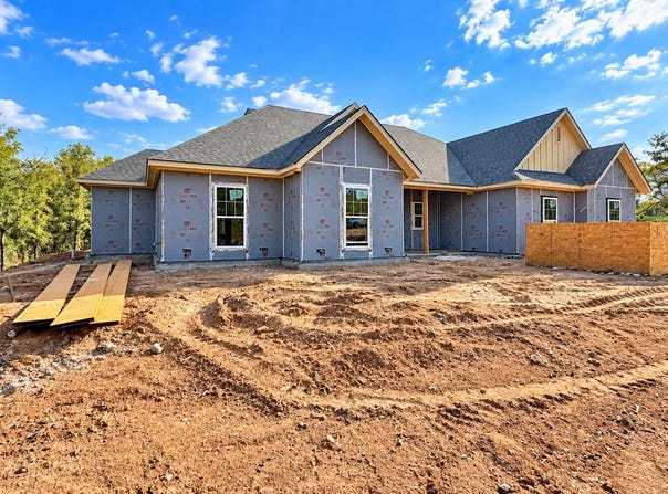 119 Spring Valley Road, Paradise, TX 76073