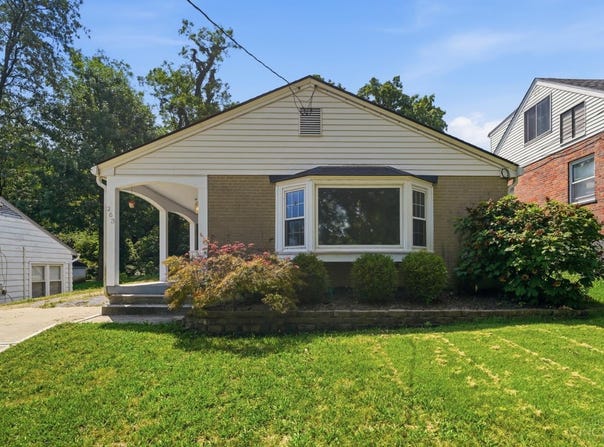 263 Forestwood Drive, Springfield Twp., OH 45216
