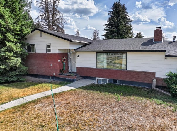 415 Sunset Dr., Arco, ID 83213