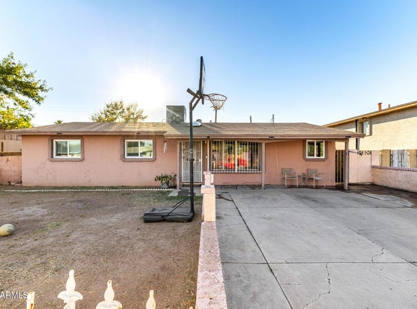 2830 N 48TH Lane, Phoenix, AZ 85035