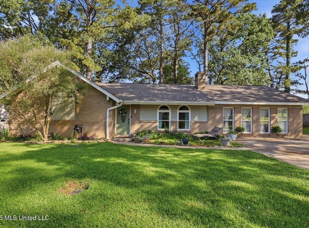 63 Willowbrook Lane, Brandon, MS 39042