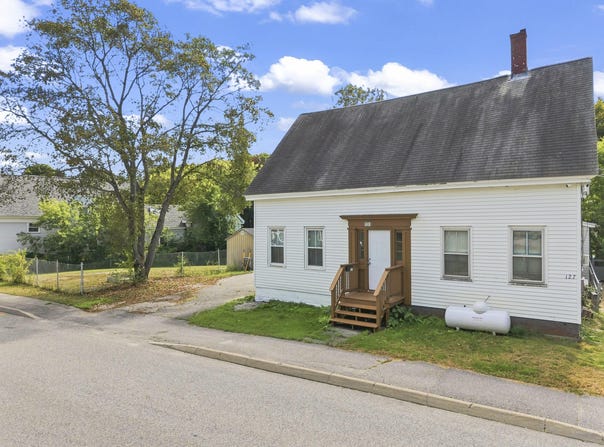 131 Common Street, Saco, ME 04072