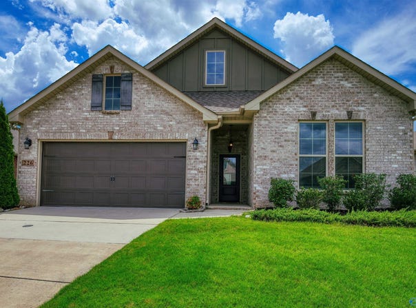 226 Pumprock Drive, Huntsville, AL 35806