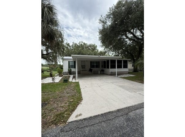 3817 Willaford Drive, Plant City, FL 33859