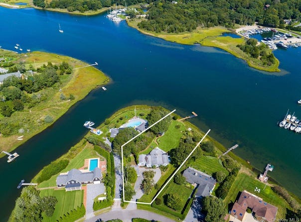 7 S Pond Road, East Hampton, NY 11937