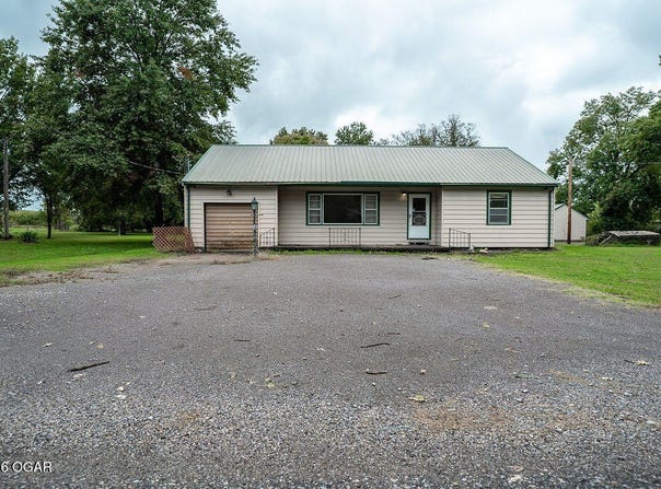 600 E Naught Street, Scammon, KS 66773