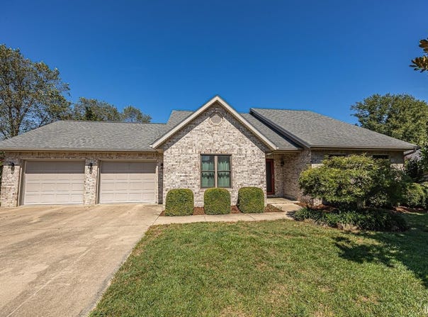 1119 Clearview Avenue, Jasper, IN 47546