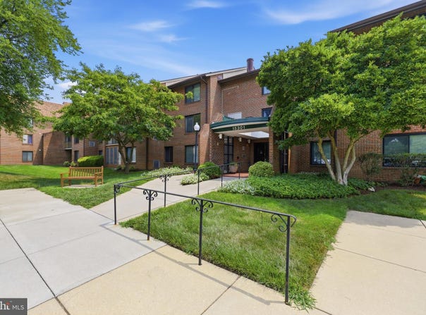 15301 BEAVERBROOK Court, SILVER SPRING, MD 20906
