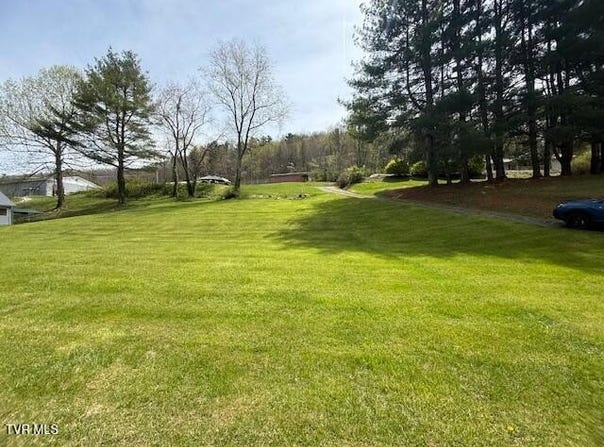 Highway 321, Hampton, TN 37658