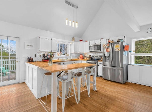 167 Shore Road, Dexter, ME 04930
