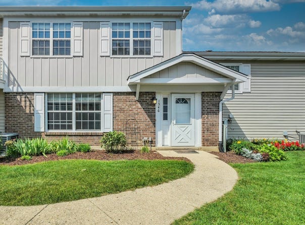 1546 Timber Trail, Wheaton, IL 60189