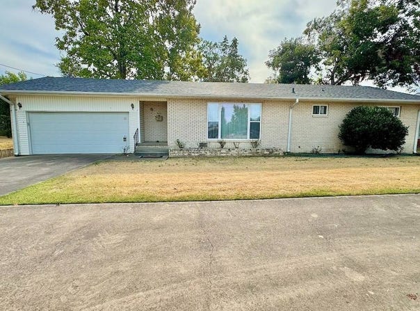 502 S 6th Street, Mc Alester, OK 74501