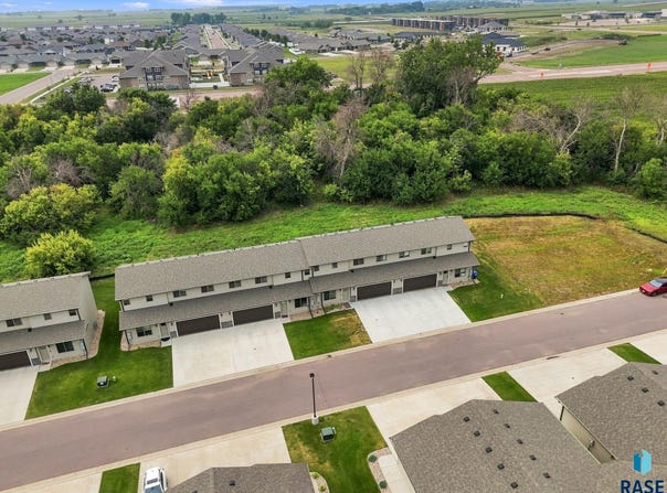3509 E Siasconset Pl, Sioux Falls, SD 57108