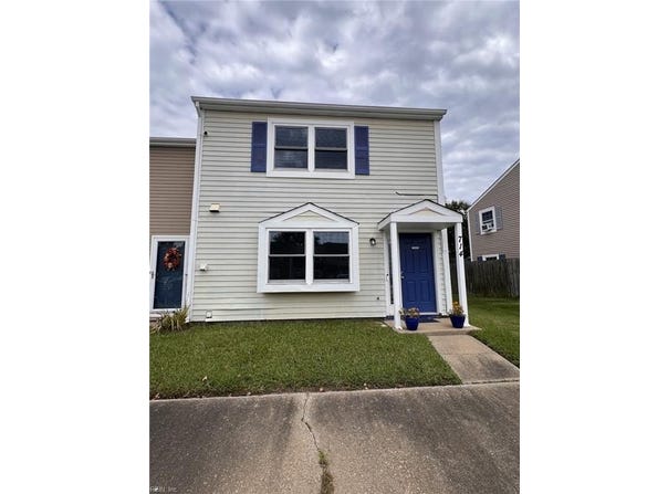 714 Spence Circle, Virginia Beach, VA 23462